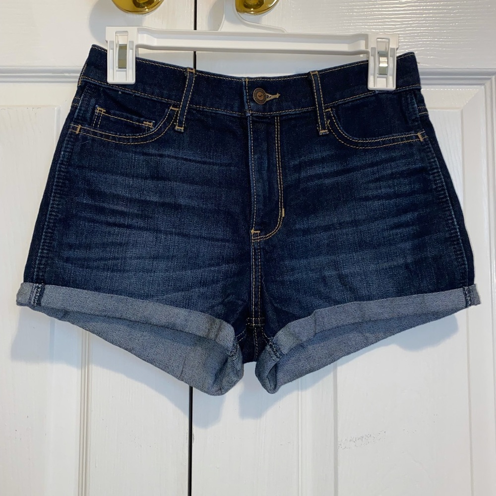 Like new, Hollister jean shorts.
